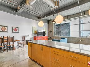 1130 S Flower Street 311, Los Angeles CA 90015