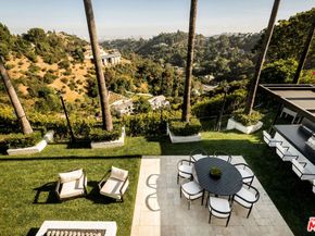 10932 Savona Road, Los Angeles CA 90077