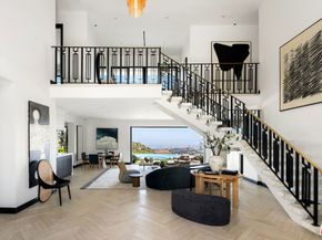 10932 Savona Road, Los Angeles CA 90077