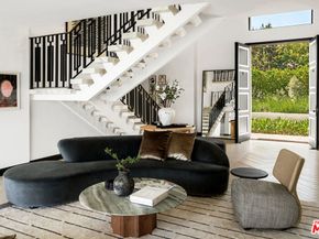 10932 Savona Road, Los Angeles CA 90077