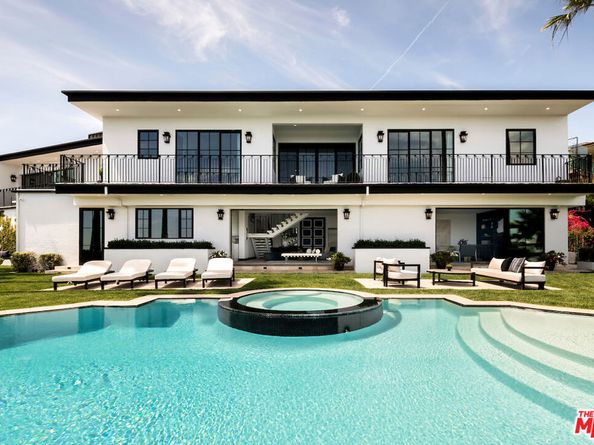 10932 Savona Road, Los Angeles CA 90077