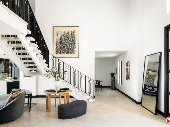 10932 Savona Road, Los Angeles CA 90077