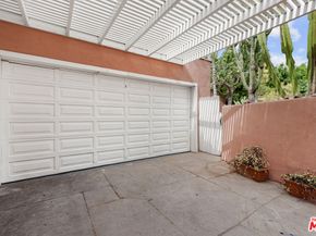 931 S Ogden Drive, Los Angeles CA 90036