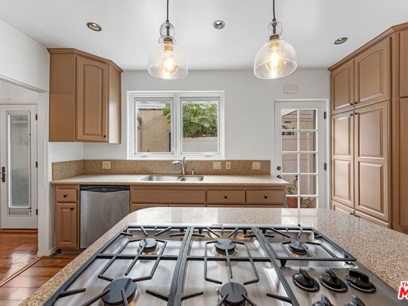 931 S Ogden Drive, Los Angeles CA 90036