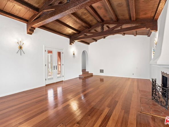 931 S Ogden Drive, Los Angeles CA 90036