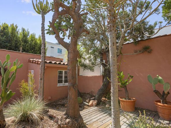 931 S Ogden Drive, Los Angeles CA 90036