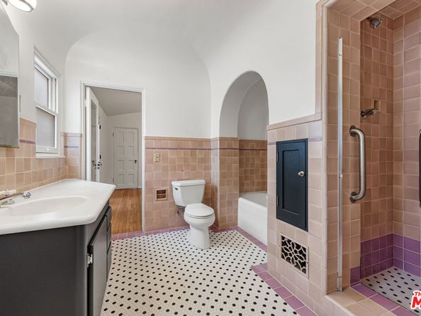 931 S Ogden Drive, Los Angeles CA 90036