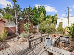 931 S Ogden Drive, Los Angeles CA 90036