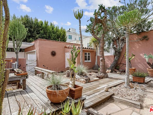 931 S Ogden Drive, Los Angeles CA 90036