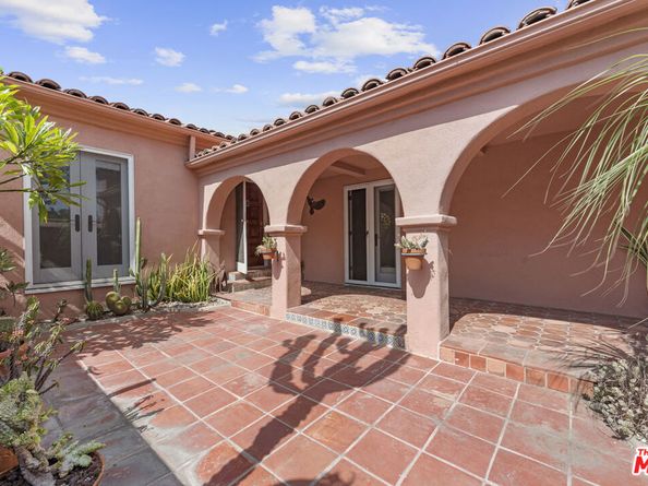 931 S Ogden Drive, Los Angeles CA 90036