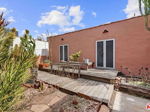 931 S Ogden Drive, Los Angeles CA 90036
