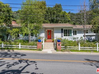 3634 Mandeville Canyon Road