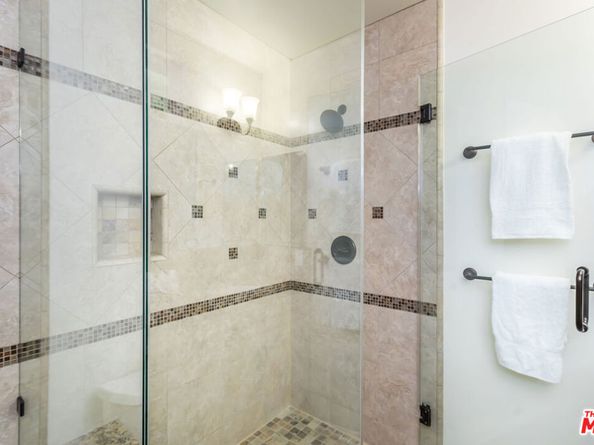 3634 Mandeville Canyon Road, Los Angeles CA 90049