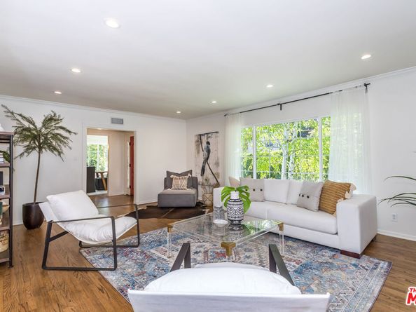 3634 Mandeville Canyon Road, Los Angeles CA 90049