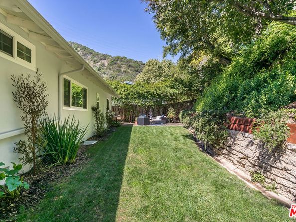 3634 Mandeville Canyon Road, Los Angeles CA 90049