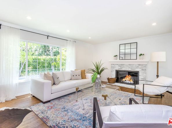 3634 Mandeville Canyon Road, Los Angeles CA 90049