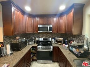 1546 W 105th Street, Los Angeles CA 90047