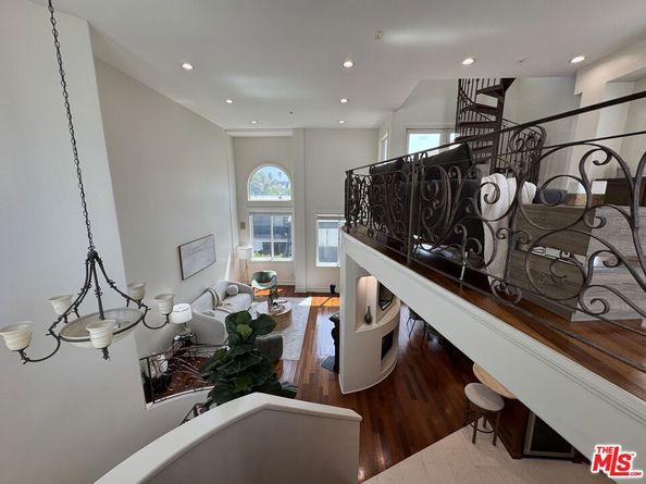 844 3rd Street 5, Santa Monica CA 90403