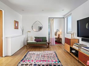 3813 Ronda Vista Place, Los Angeles CA 90027