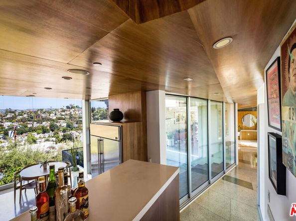 3813 Ronda Vista Place, Los Angeles CA 90027