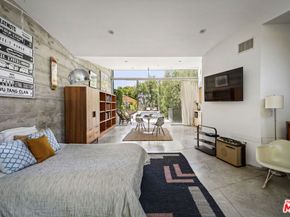 3813 Ronda Vista Place, Los Angeles CA 90027