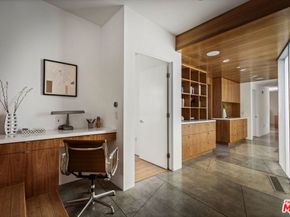 3813 Ronda Vista Place, Los Angeles CA 90027