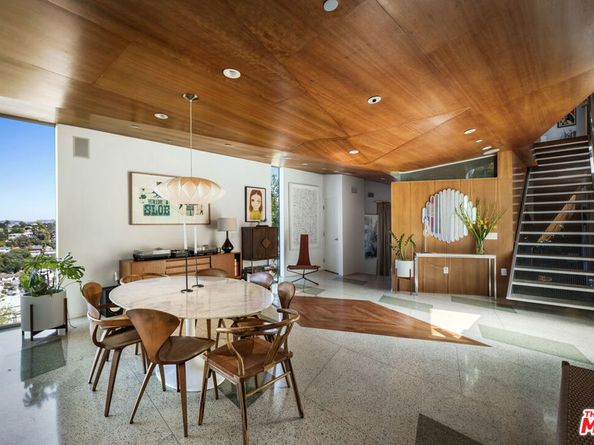 3813 Ronda Vista Place, Los Angeles CA 90027