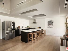 4322 Hayvenhurst Avenue, Encino CA 91436