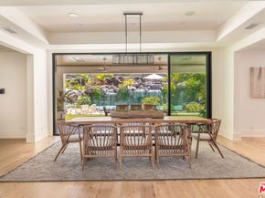 4322 Hayvenhurst Avenue, Encino CA 91436