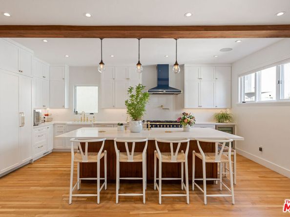 128 Roma Court, Marina Del Rey CA 90292
