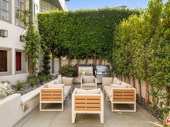 128 Roma Court, Marina Del Rey CA 90292