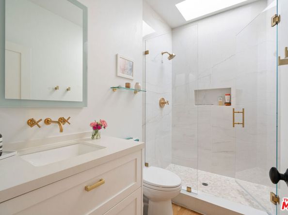 128 Roma Court, Marina Del Rey CA 90292