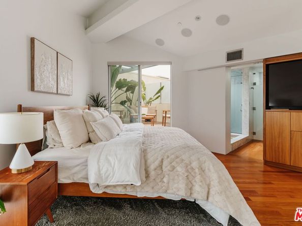 255 Main Street 305, Venice CA 90291