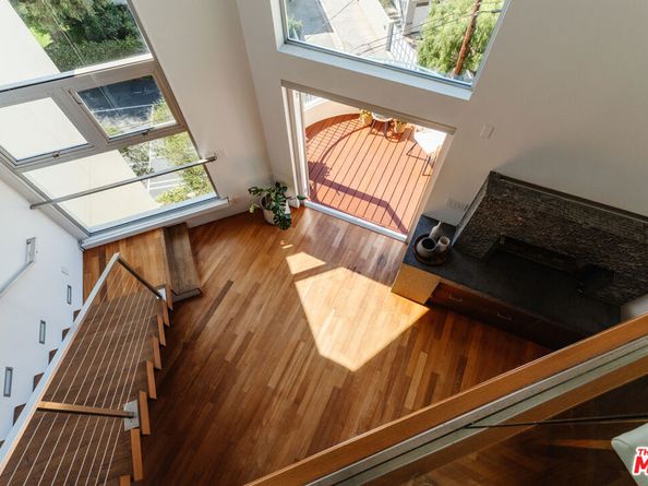 255 Main Street 305, Venice CA 90291