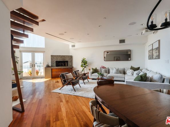 255 Main Street 305, Venice CA 90291