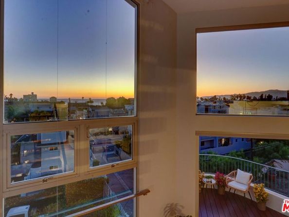 255 Main Street 305, Venice CA 90291