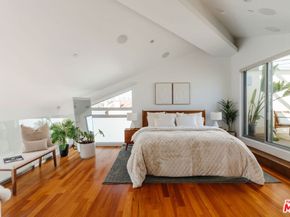 255 Main Street 305, Venice CA 90291