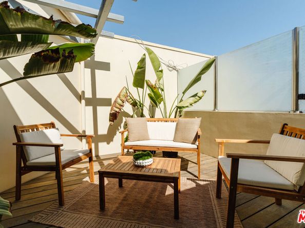 255 Main Street 305, Venice CA 90291