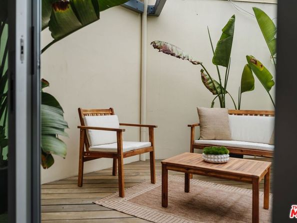 255 Main Street 305, Venice CA 90291