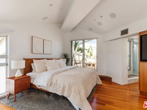 255 Main Street 305, Venice CA 90291