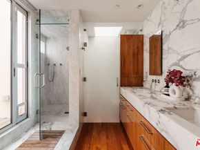 255 Main Street 305, Venice CA 90291