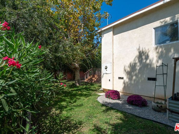 3265 Military Avenue, Los Angeles CA 90034