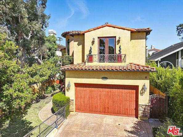 3200 Elm Avenue, Manhattan Beach CA 90266