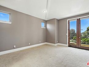 3200 Elm Avenue, Manhattan Beach CA 90266