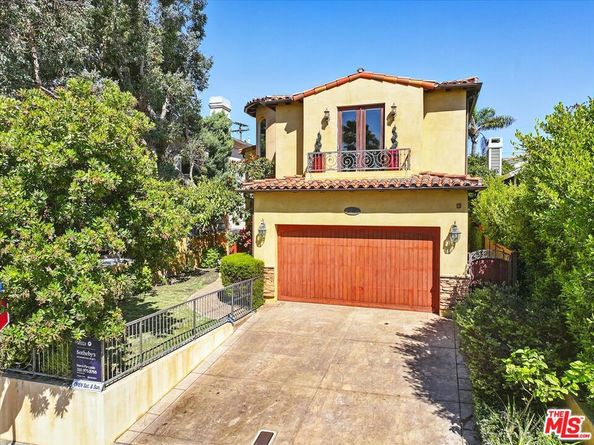 3200 Elm Avenue, Manhattan Beach CA 90266