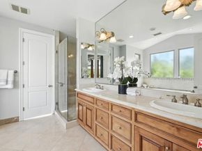 3200 Elm Avenue, Manhattan Beach CA 90266