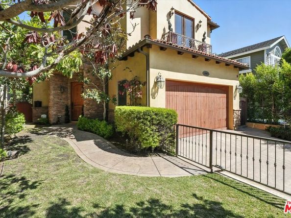 3200 Elm Avenue, Manhattan Beach CA 90266
