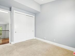 3200 Elm Avenue, Manhattan Beach CA 90266