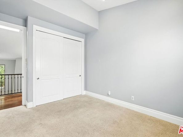 3200 Elm Avenue, Manhattan Beach CA 90266