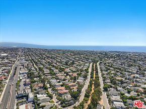 3200 Elm Avenue, Manhattan Beach CA 90266